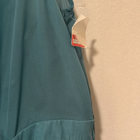 Tevolio Cocktail Dress - Size 8 NWT - Picture 11 of 11